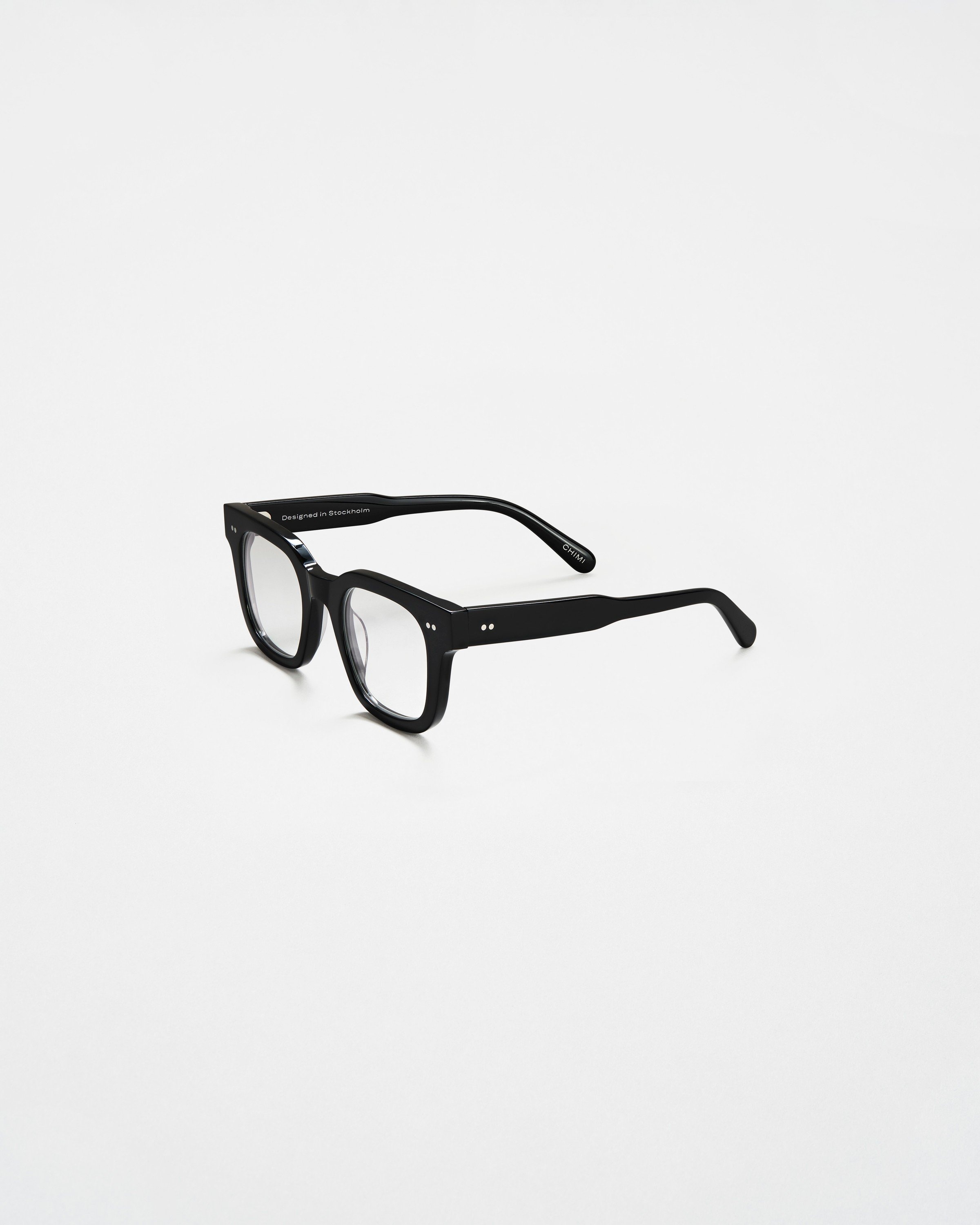 02 Optic Black 4