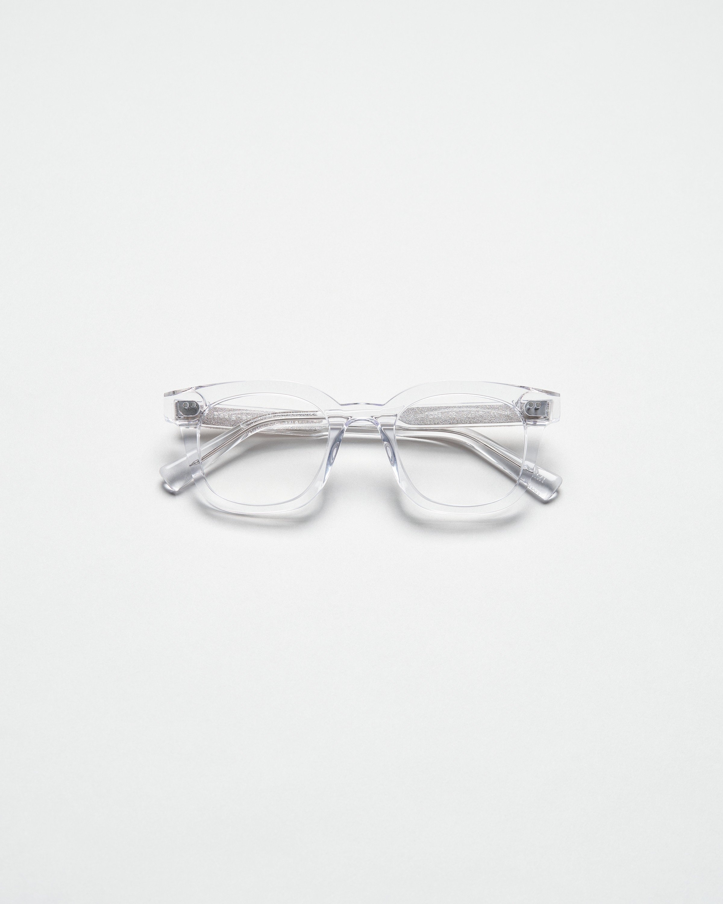 02 Optic Clear 1