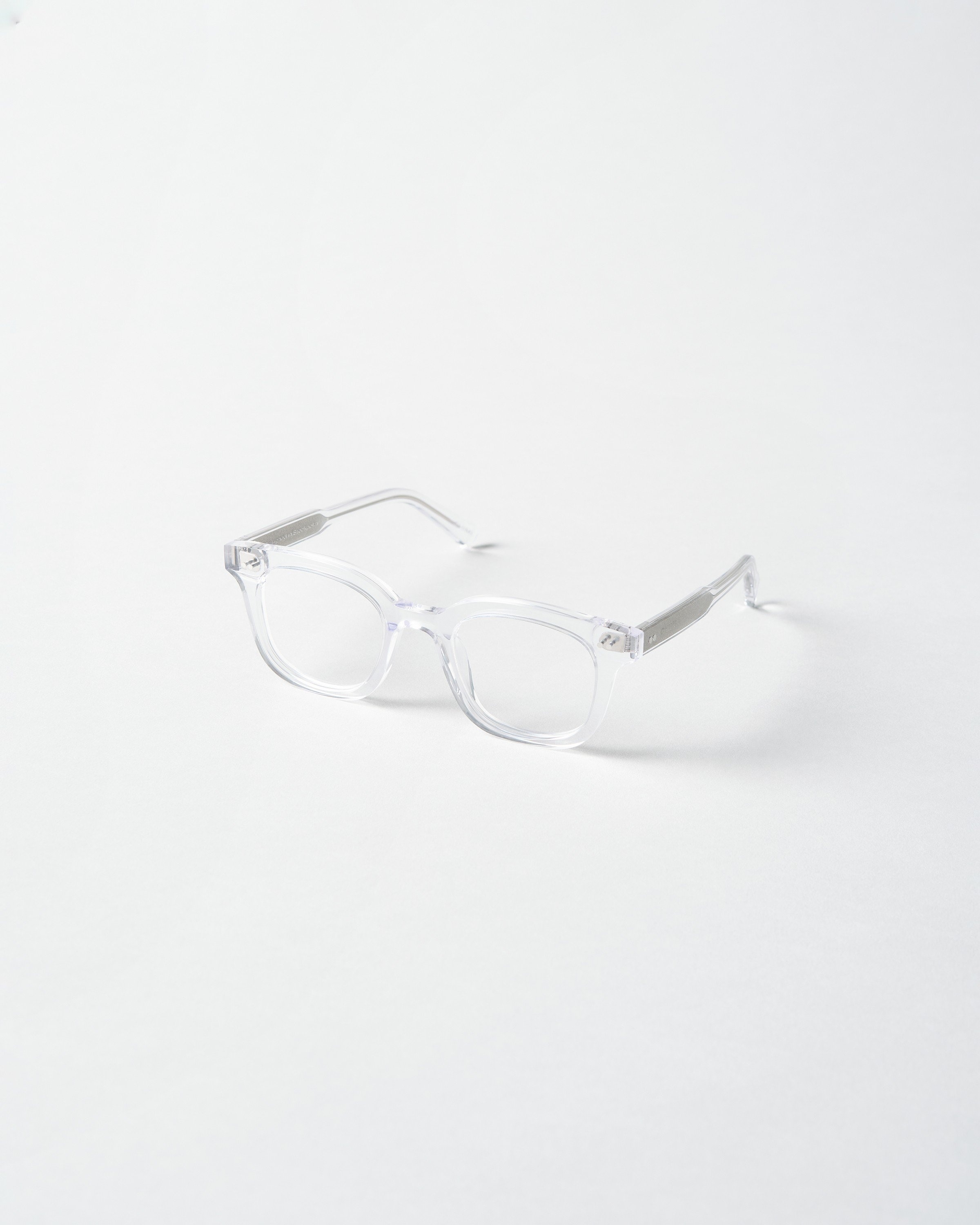 02 Optic Clear 2